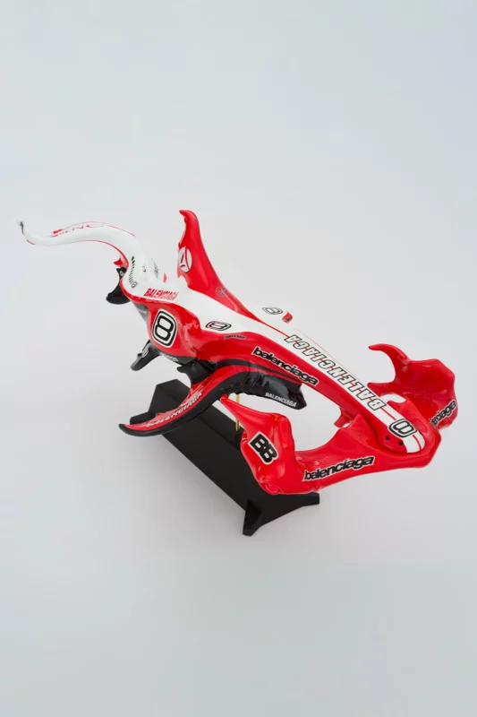 Prémices - Balenciaga collabore avec Kaneda